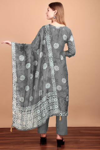 Ambarlyn Womens Silk Ethnic Batik Printed Salwar Kameez - Chikankari Embroidered Schiffli Cutwork Ambarlyn Womens Silk Ethnic Batik Printed Salwar Kameez - Chikankari Embroidered Schiffli Cutwork