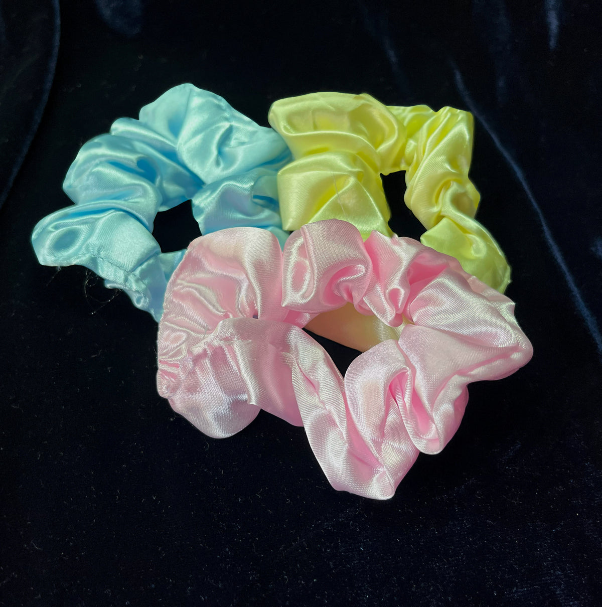 Set of 3 Satin Scrunchies Hair Tie